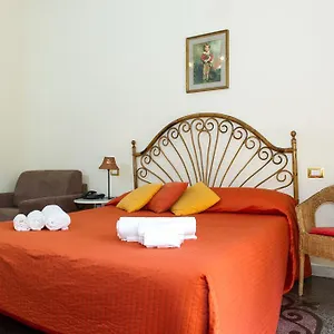 Boezio House , Roma Italia